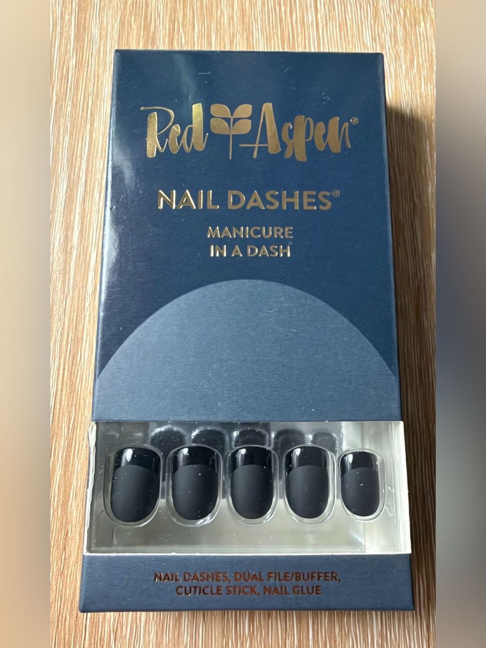 Red Aspen - Boujee Bernadette - Press On Nails Kit - NEW! Short Square Matte